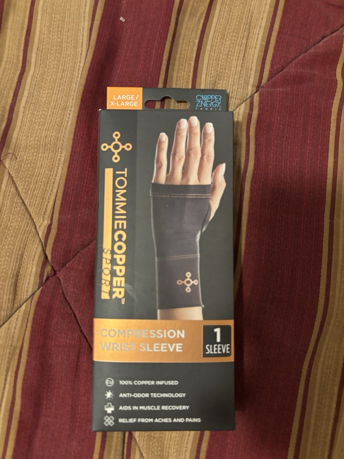 Tommie Copper Compression Wrist Sleeve L/XL Black Anti-Odor Copper Fabric