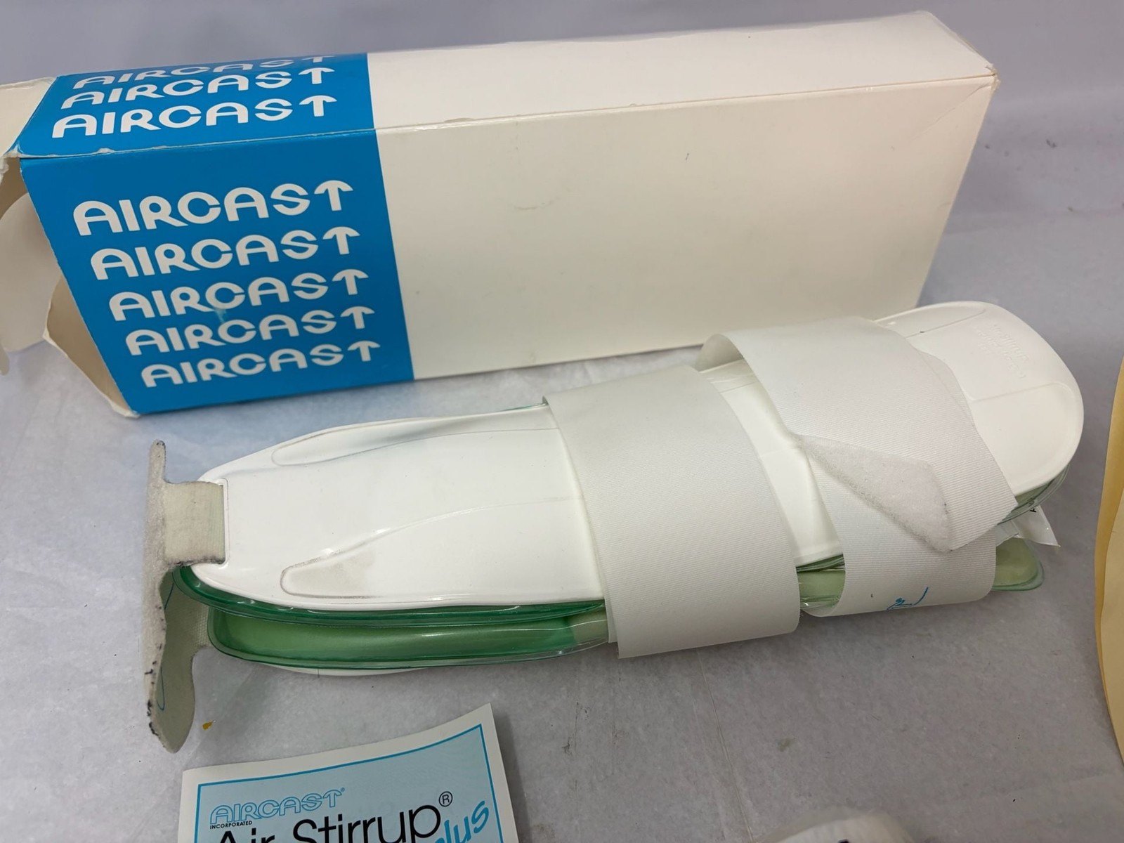 Aircast Air-Stirrup Plus Left Ankle Brace Standard Large with Wrap 02ALP