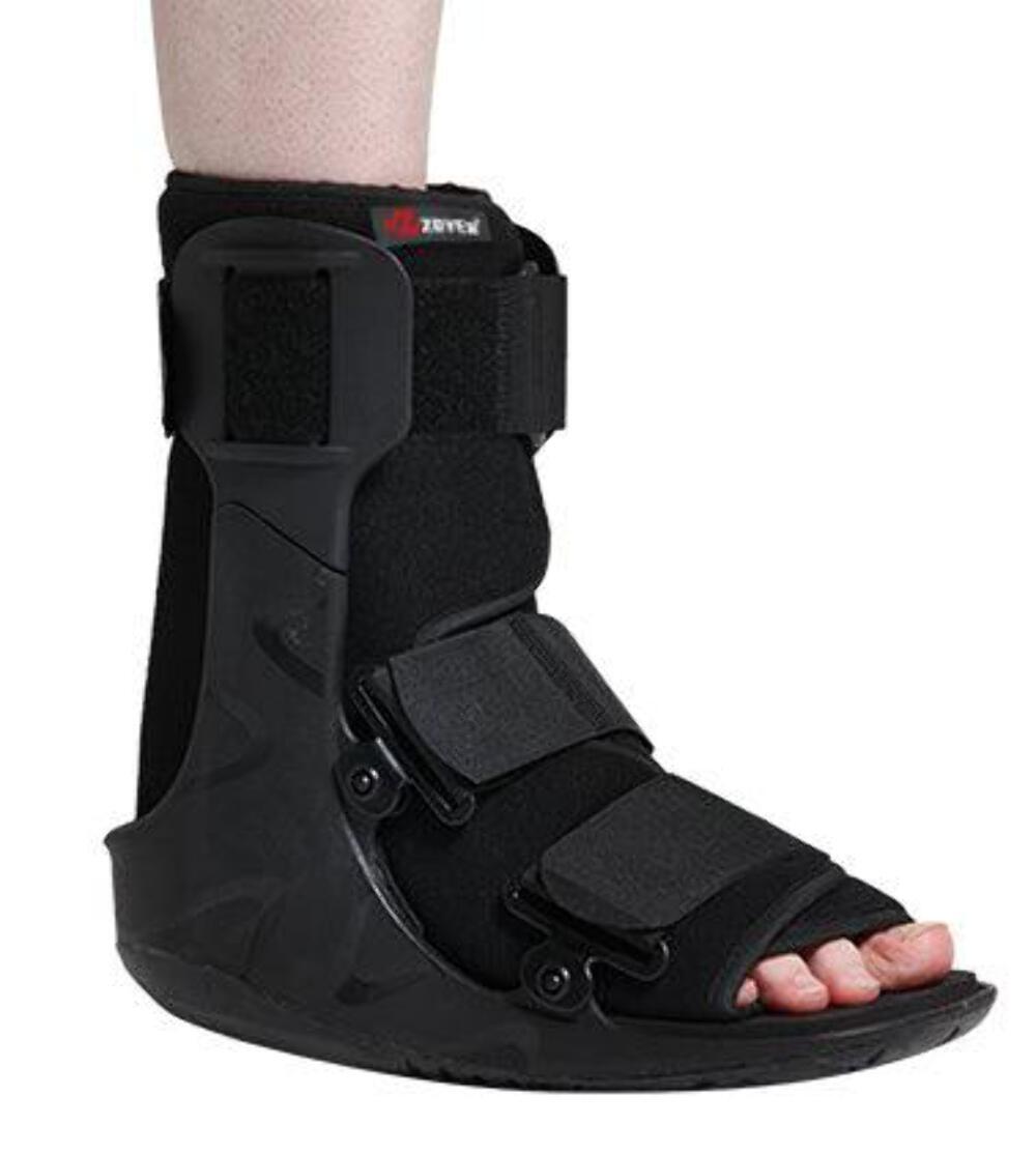 Zoyer Recovery+ 11″ Essential Walker Boot