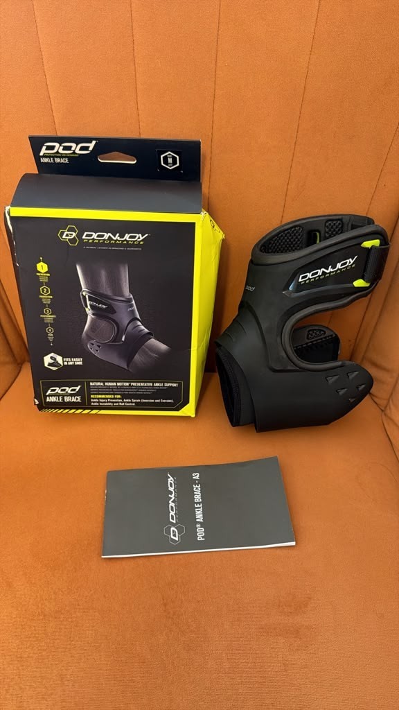 DonJoy Performance POD Ankle Brace Left Medium Black Adjustable Ankle Support