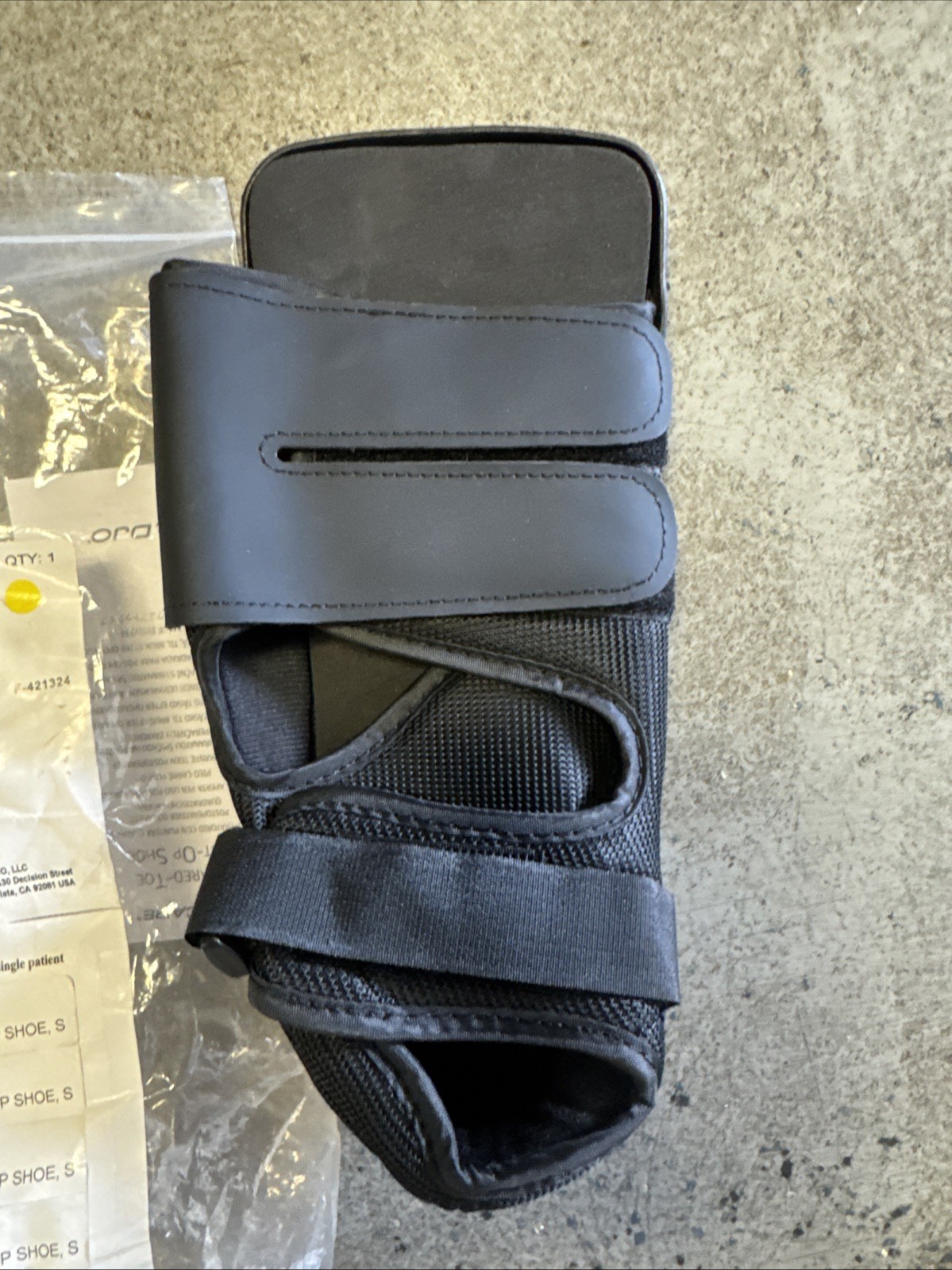 DJO 79-81233 PROCARE Squared Toe Post Op Shoe, XSmall, Female Size 4-6.5