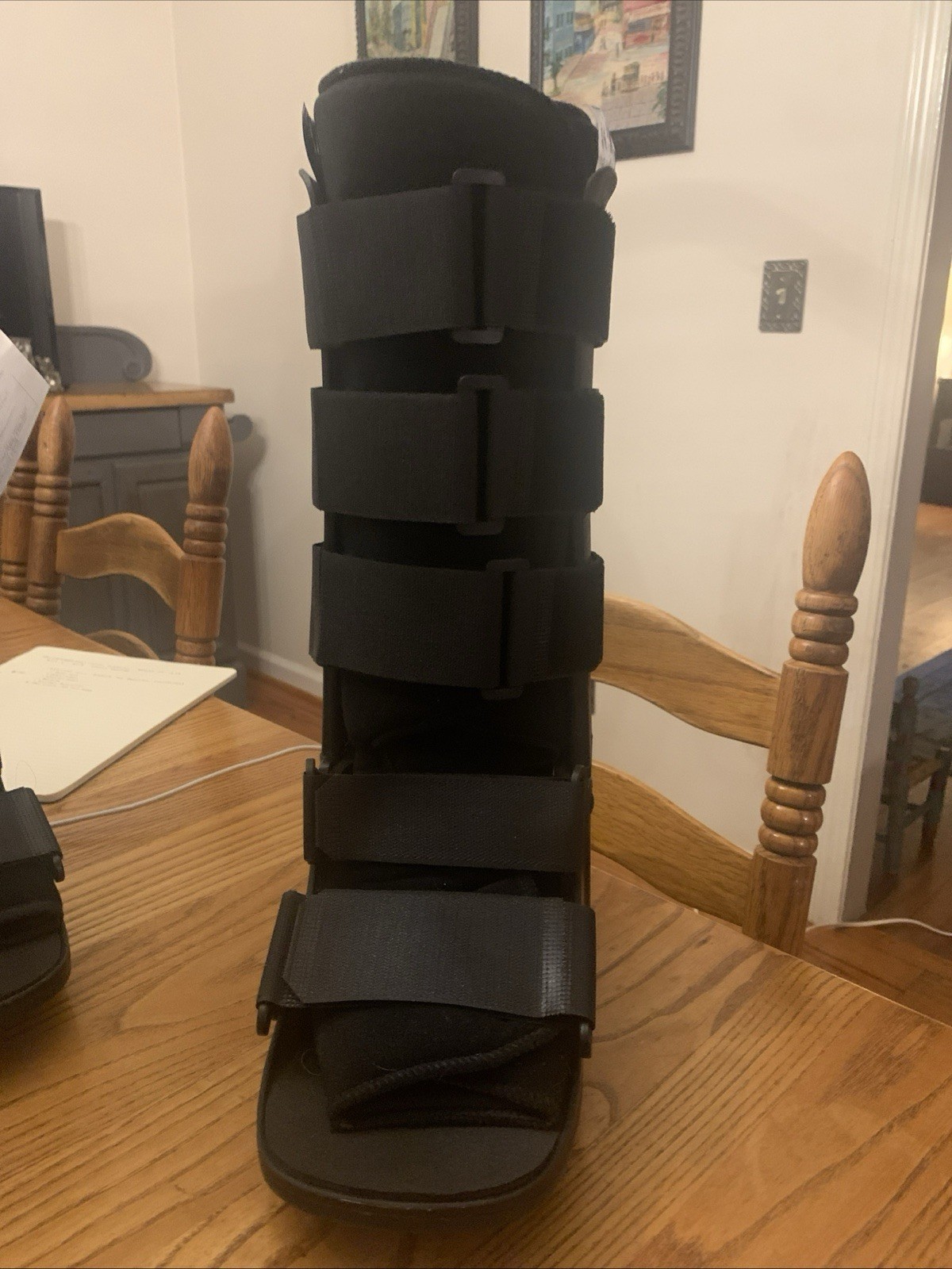 United Ortho Cam Walker Fracture Boot small Black – P14