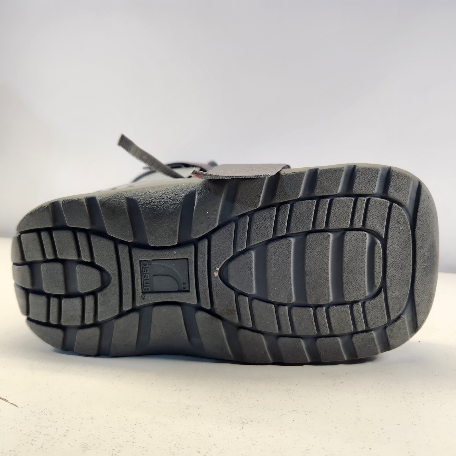Össur Rebound Air Walker Boot Medium MD Walking Fracture Boot Gray