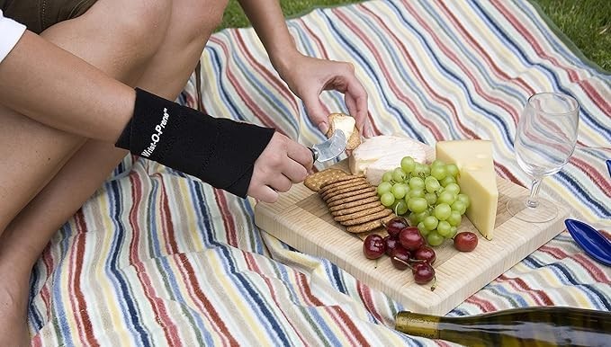 Procare 79-82471 Universal Wrist-O-Prene Support Brace, Left