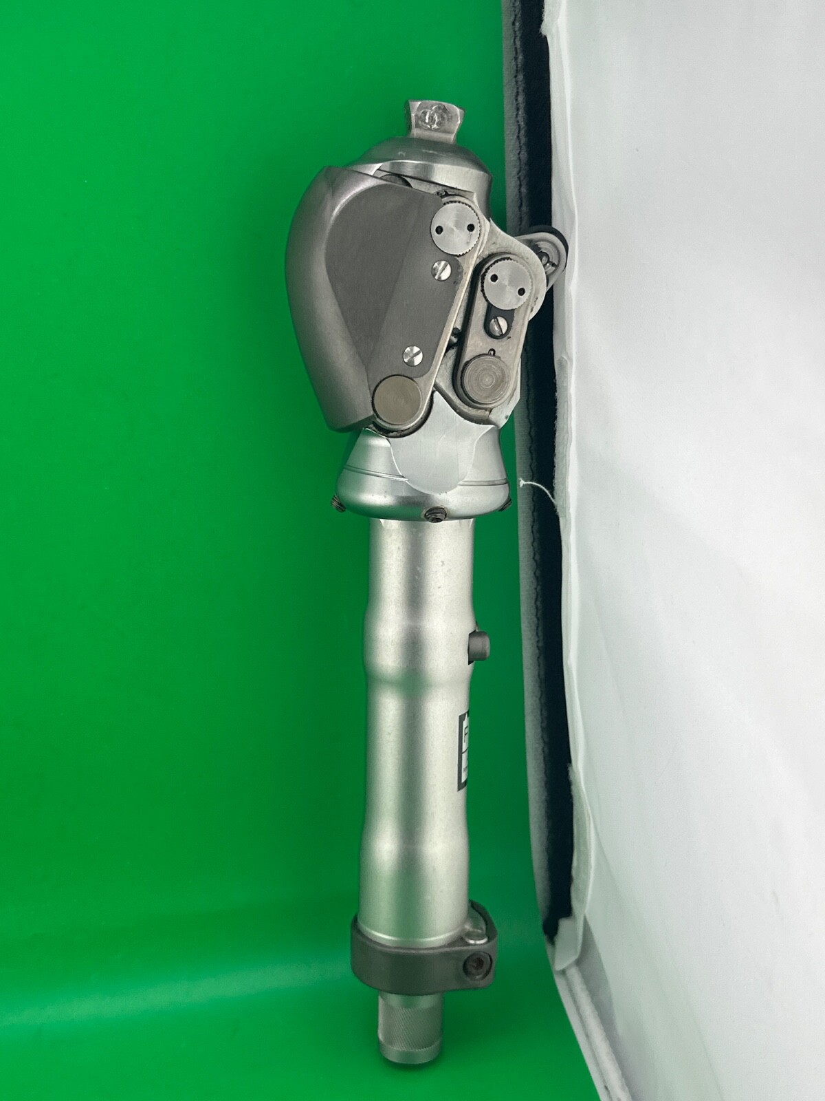 OTTOBOCK Otto bock 3r70 pneumatic prosthetic knee. Great condition