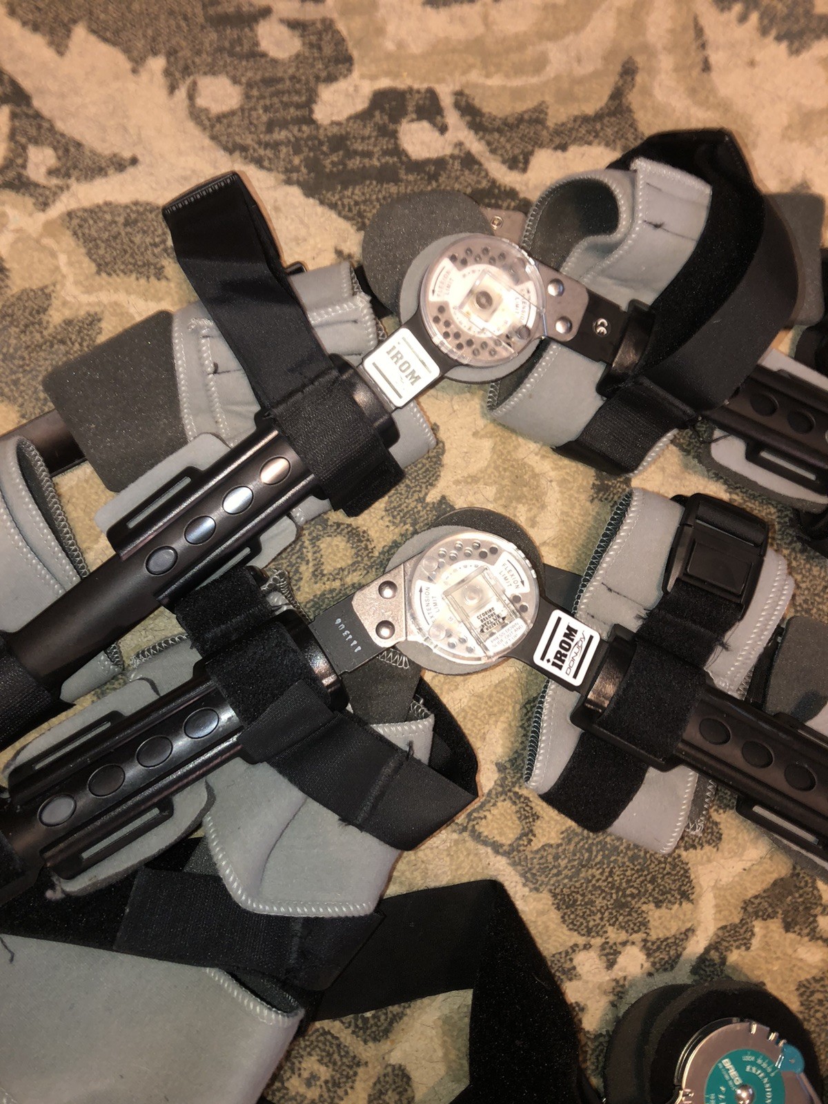 DONJOY And Breg Knee Brace Adjustable Adult Lot Of 3