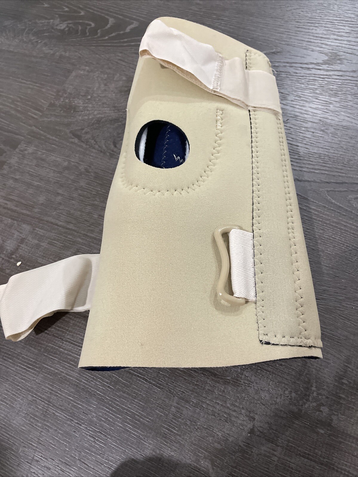 SCOTT Cervical Collar, Soft Foam. 3.5”. 3035. Large. Natural