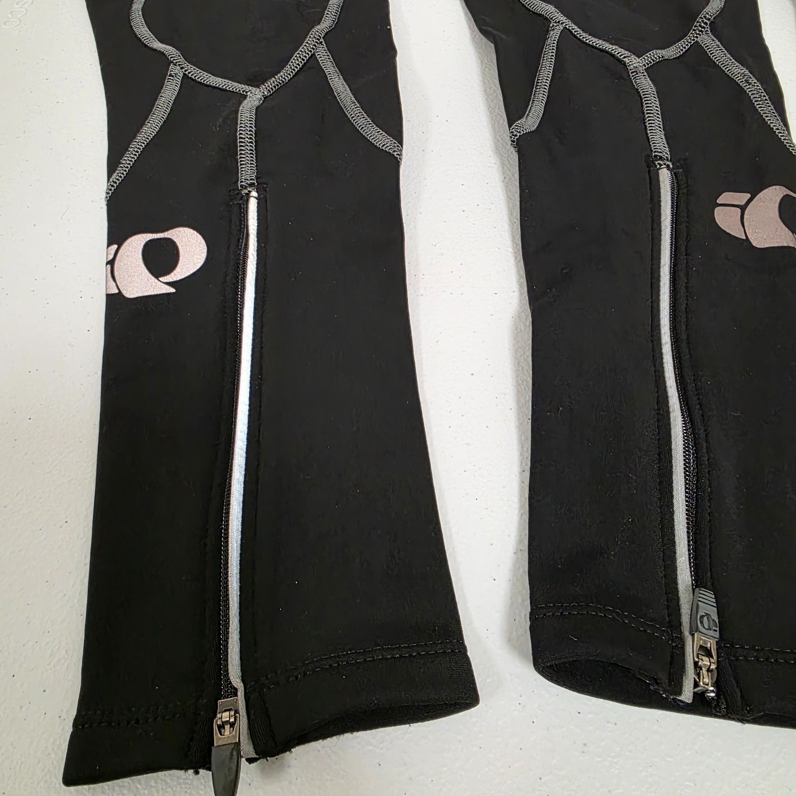 Pearl Izumi Cycling Sleeves Guards Elbow Knee Set Size S Sport Outdoor Comfort