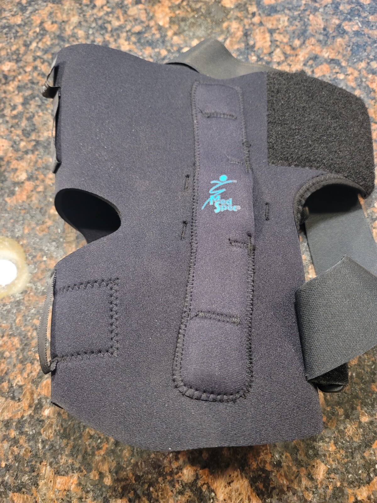 Med Spec Gripper Hinged Knee with breathable Coolflex, 12″ Size 3XL