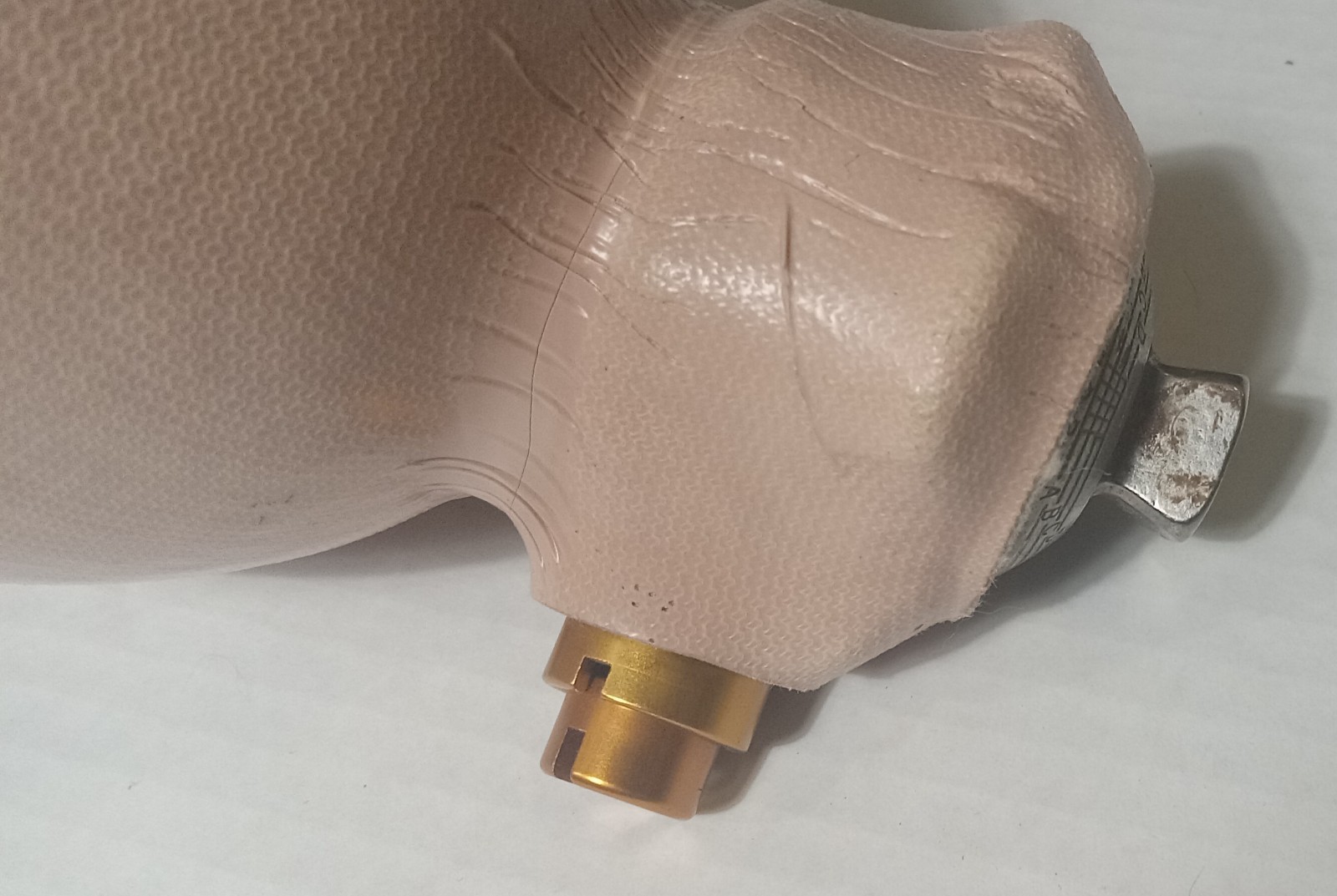 Left Below Knee BK Prosthetic Socket w/ 3R80 Connector Expulsion Valve & Liner
