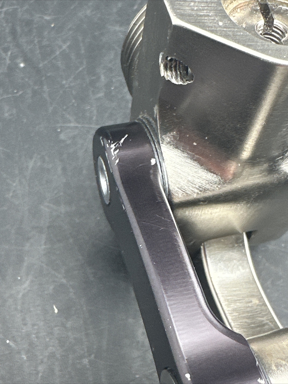 Ossur 1900 Prosthetic Knee. T O T A L knee 1900. Ossur Prosthetic Knee