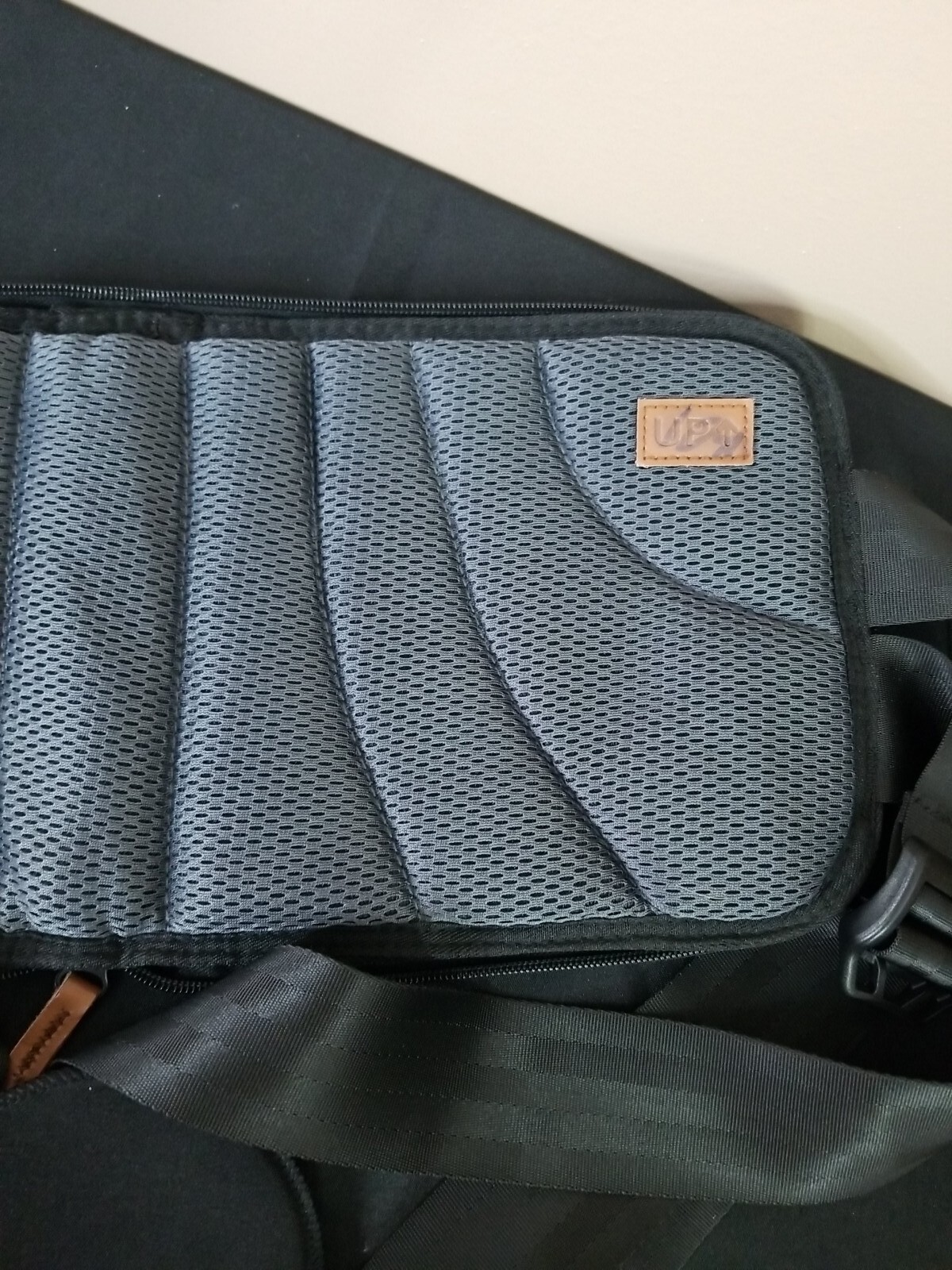 BETTER BACK THERAPY POSTURE CORRECTER IN BLACK/GREY