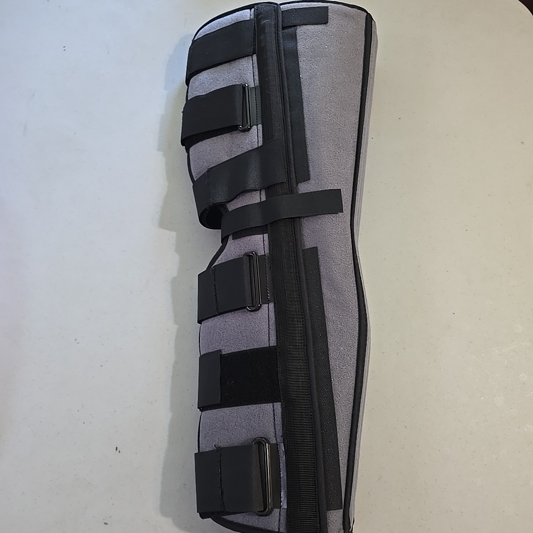 Knee Immobilizer Full Leg Brace Adjustable Straps