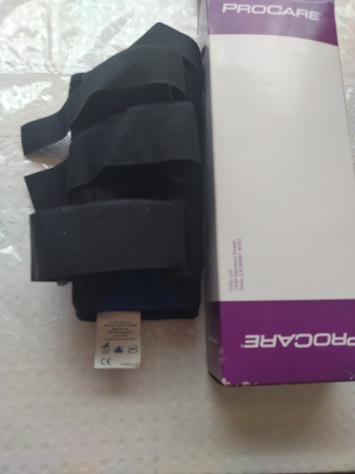 PROCARE ComfortFORM Wrist Splint Aluminum Stay Foam Lycra Left Hand Black Medium