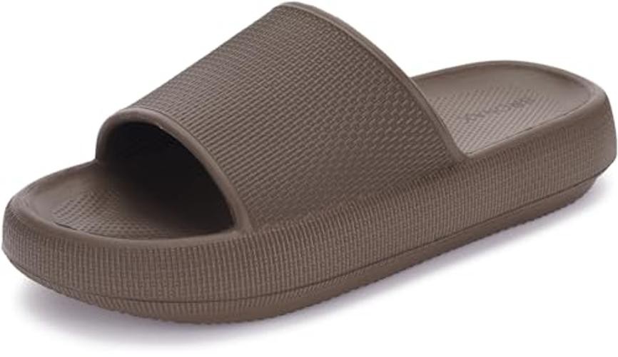 Cushioned Thick Sole Pillow Slippers for Women 6-7 Women/4.5-5.5 Men Chocolate