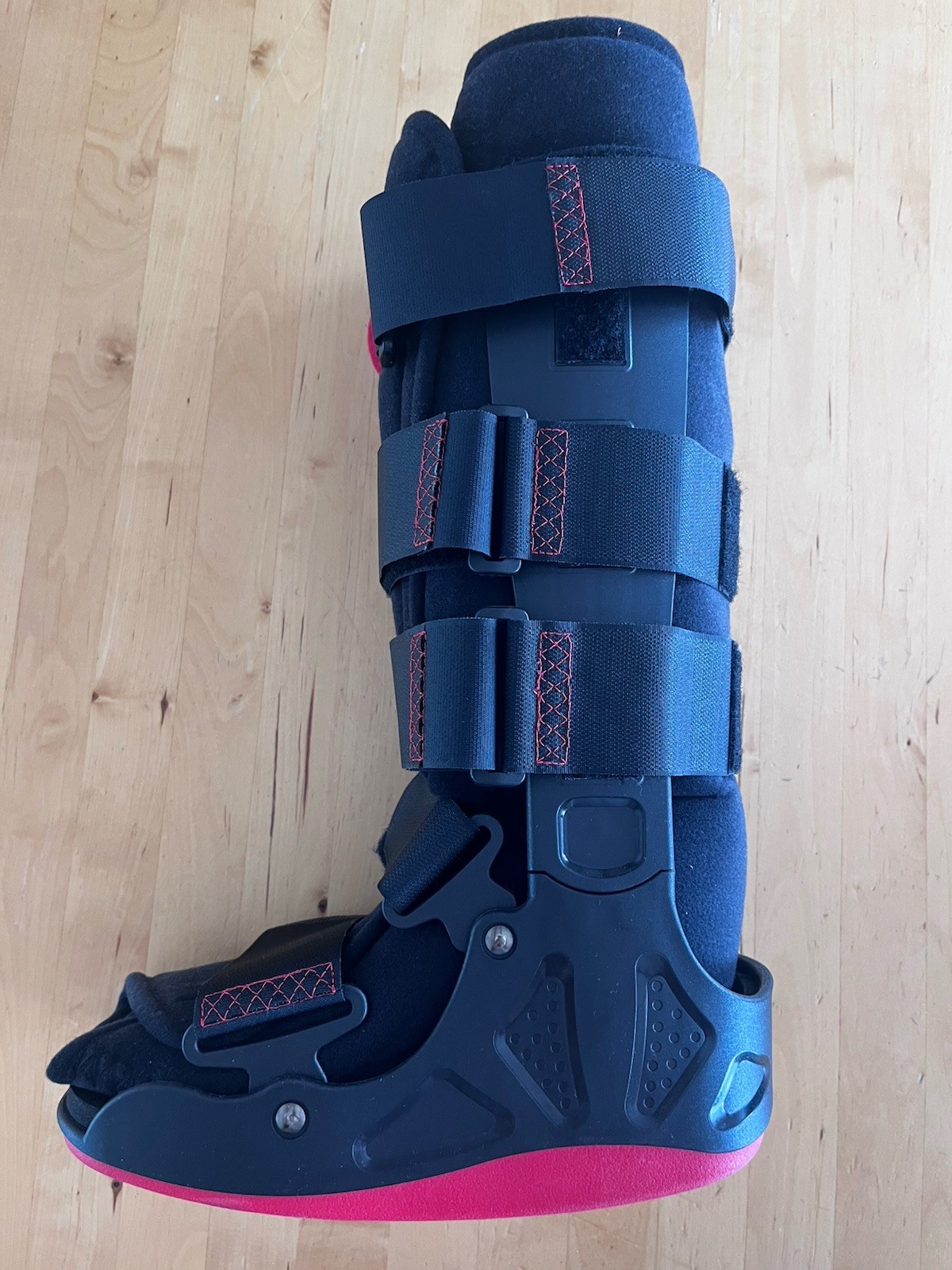 ProCare XcelTrax Air Small 79-95527 Walker Brace Air Pump Up Boot New