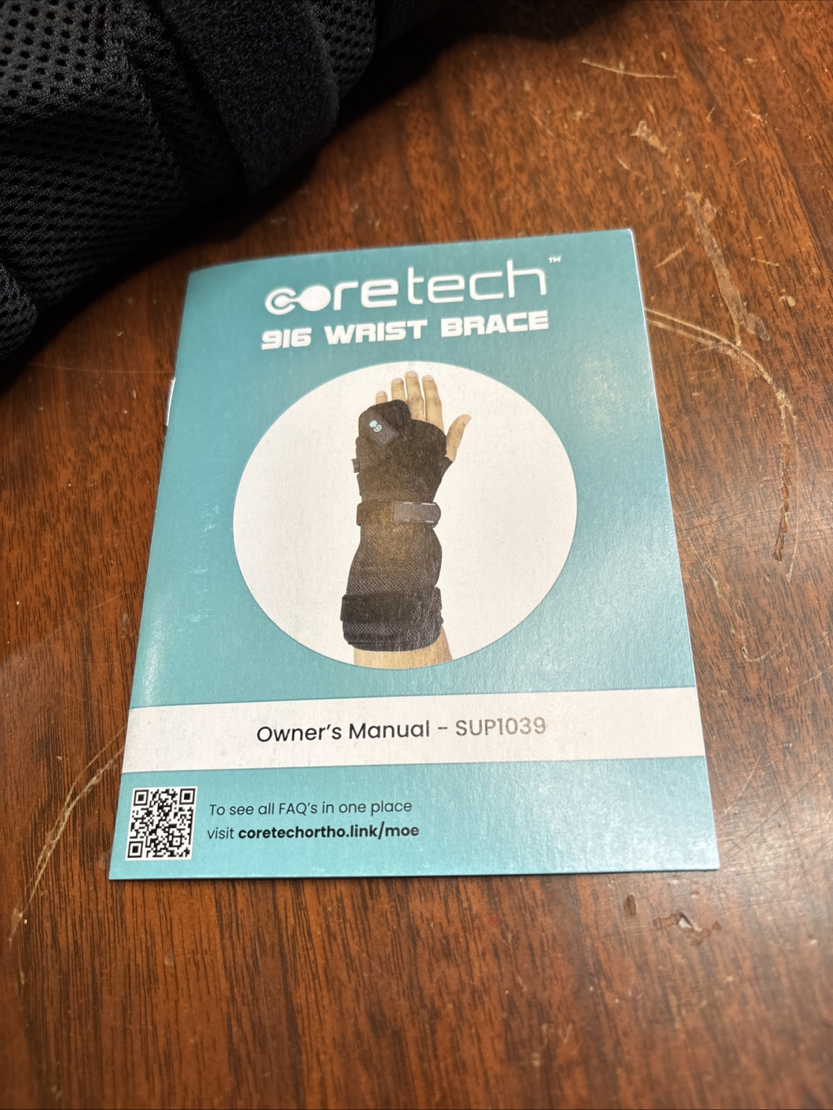 New Open Box – CORETECH 916 Left/Right Universal Wrist Brace/Splint – Black