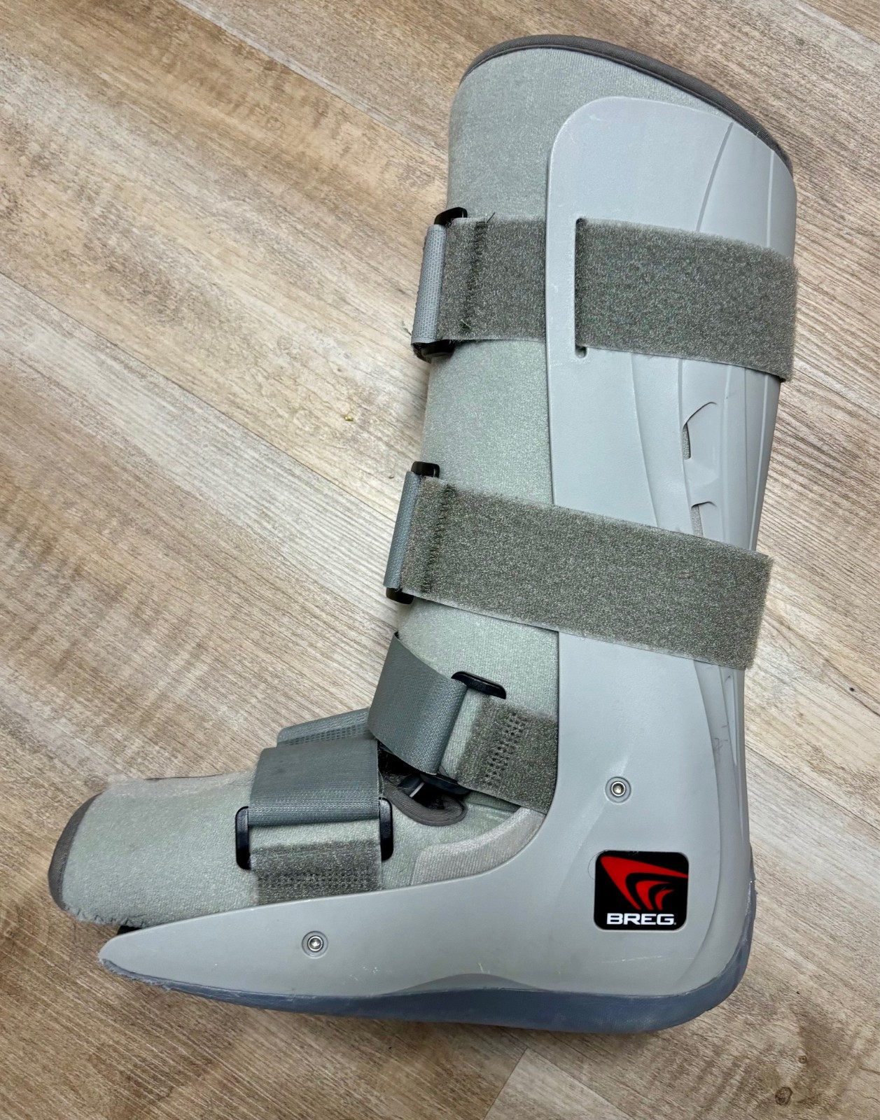 BREG GENESIS FULL SHELL WALKER 3 STRAP TALL MEDIUM SIZE PUMP WALKING BOOT