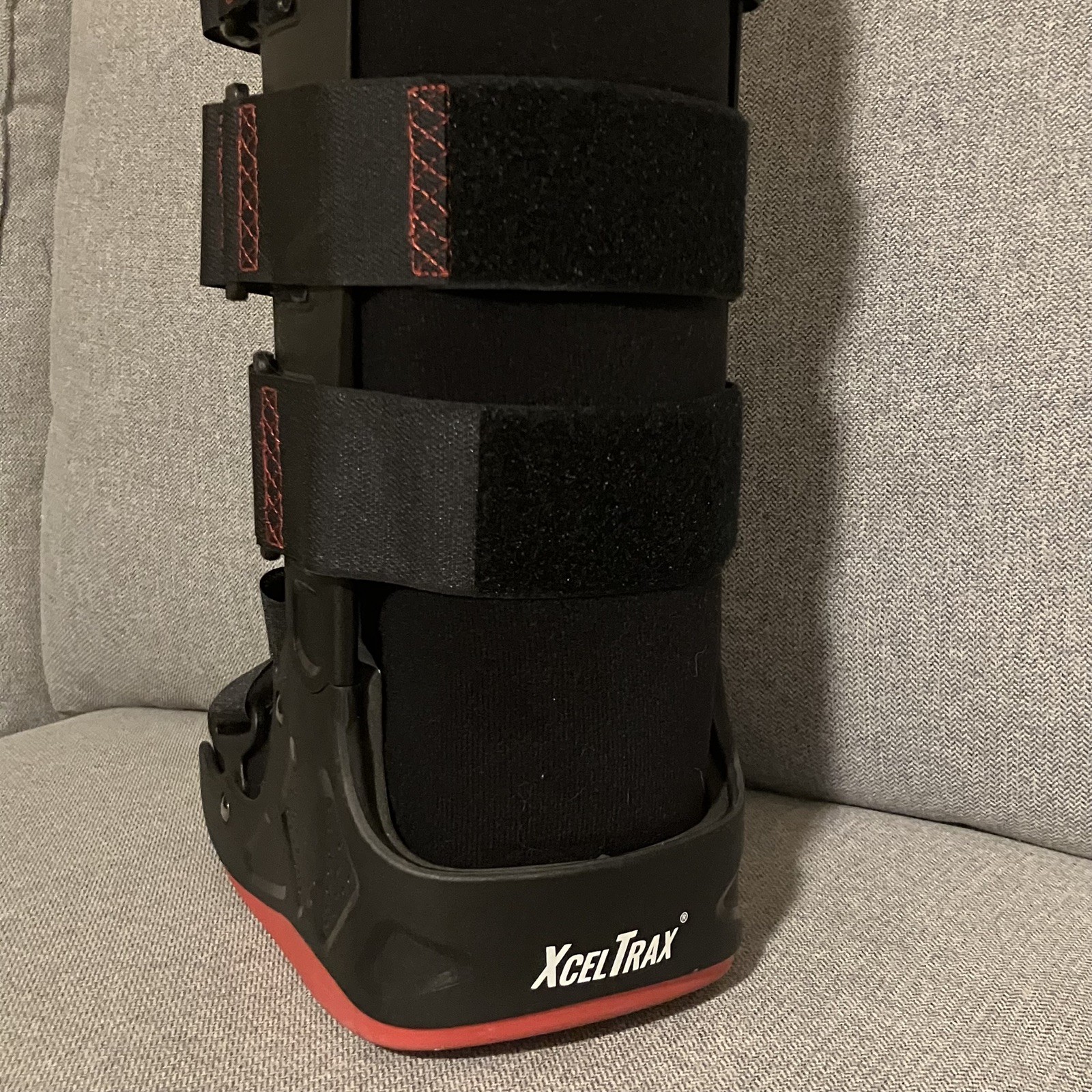 ProCare XcelTrax Air Walker Boot Size Small Adjustable