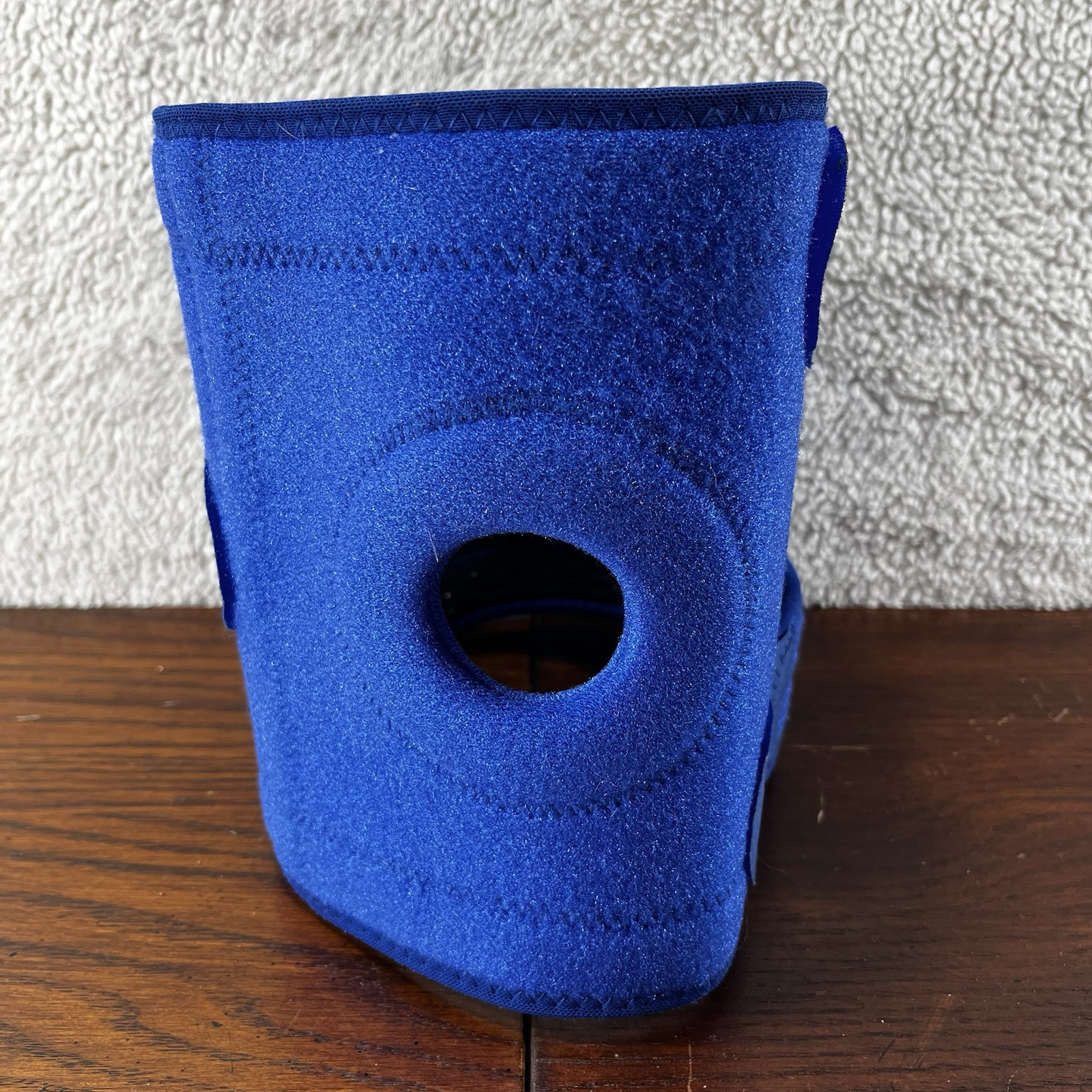 TechWare Pro Knee Brace Support w/ Side Stays -Size XL – Unisex – Blue