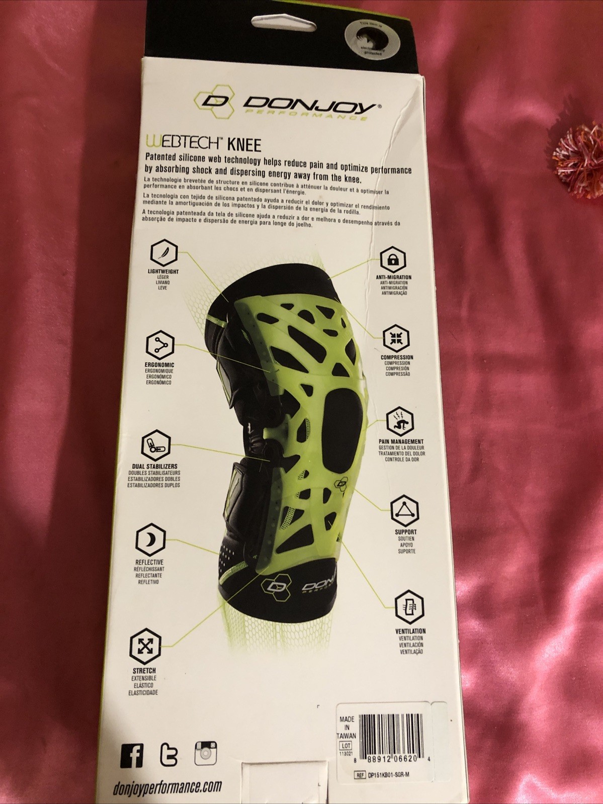 Don Joy Pain Relieving, Silicon Web Hinge Knee Support ￼