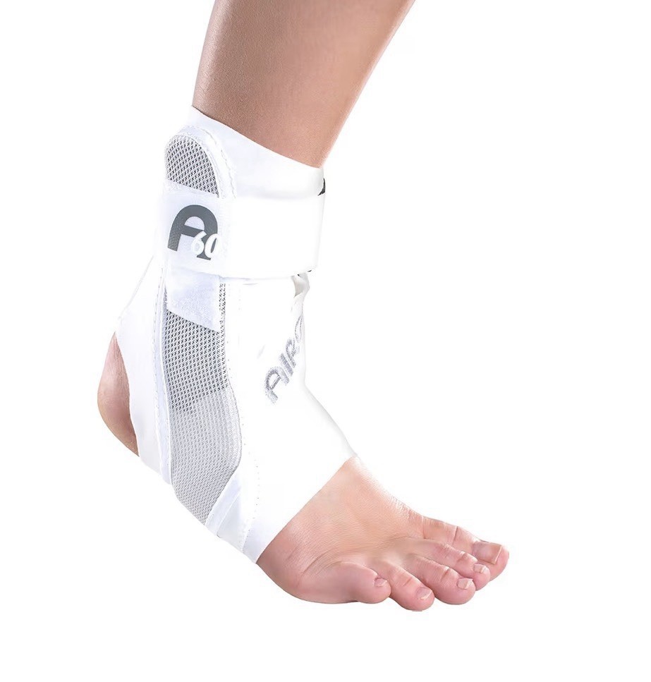 Aircast A60 Ankle Support Brace Right Foot White Medium Waterproof Unisex No Bag