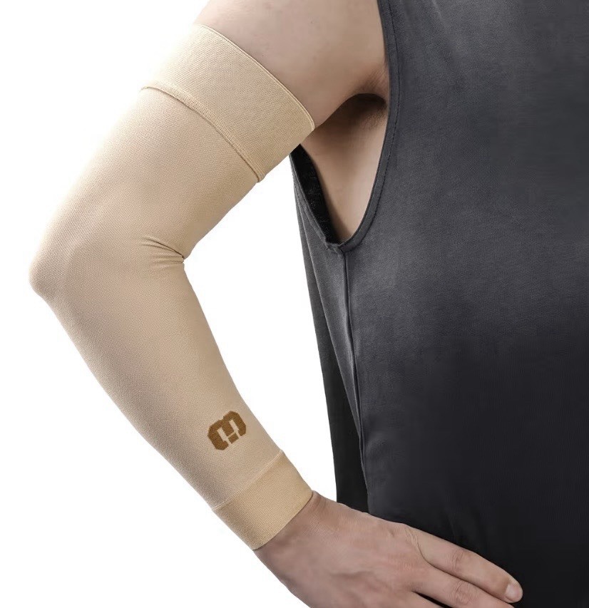 Lymphedema Compression Arm Support Sleeve Size Medium Men Women Beige 20-30 mmHg