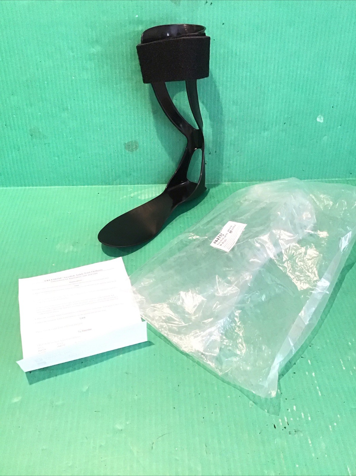 New AliMed Swedish AFO Ankle Drop Foot Orthosis Women’s Right Black 64332