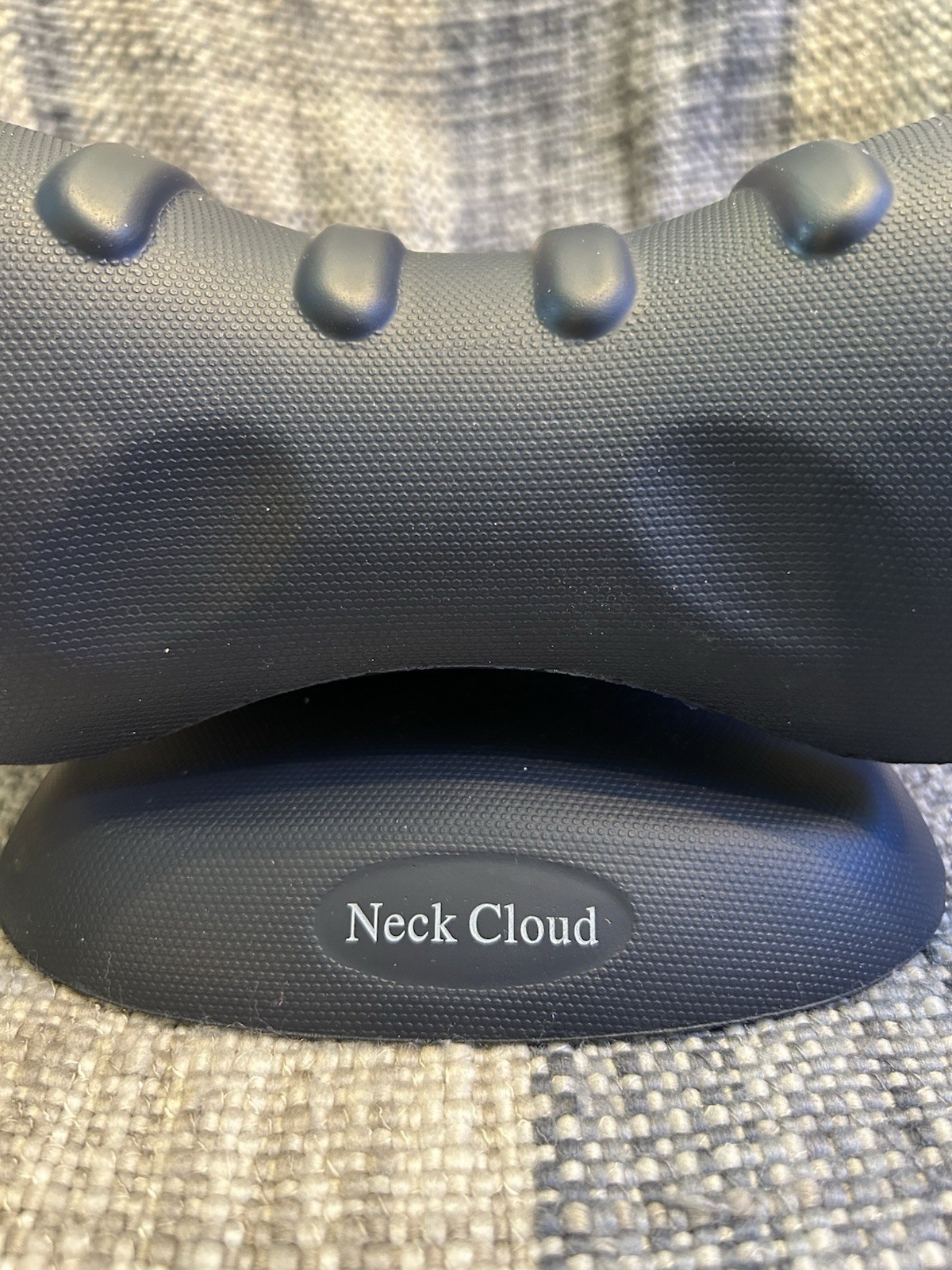 Neck Cloud – Traction Original Cloud Shape Neck Stretcher Cervical Pain Relief