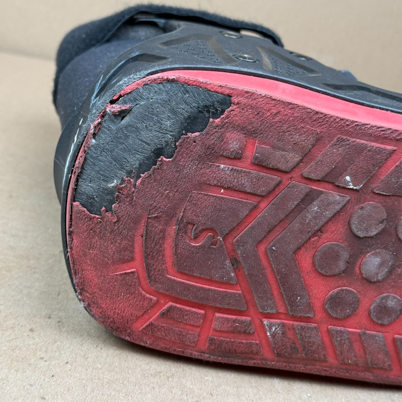 XcelTrax Pediatric Orthopaedic Walking Boot Size Small Damage