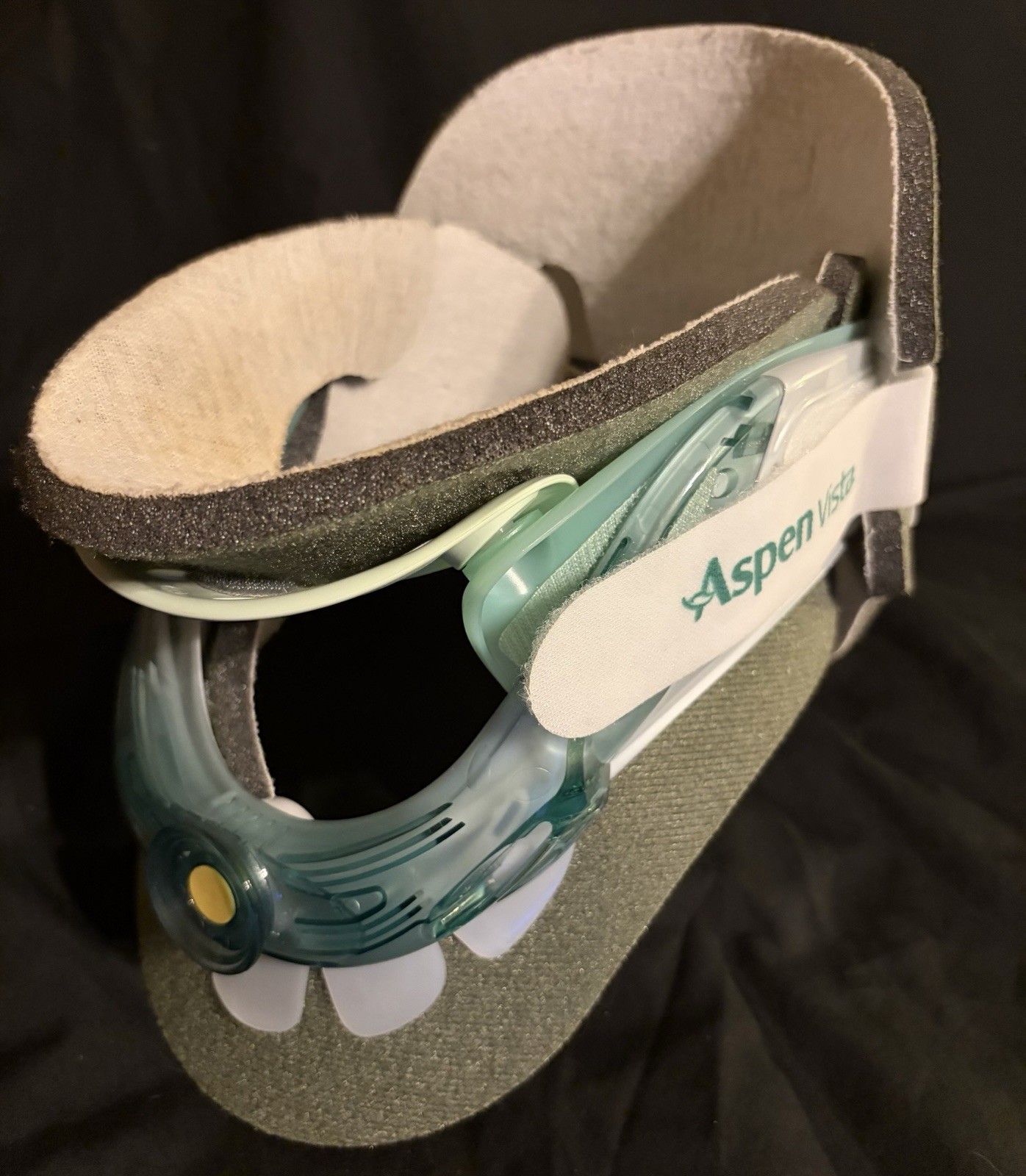ASPEN VISTA CERVICAL COLLAR NECK BRACE STANDARD SIZE THERAPY REHABILATION