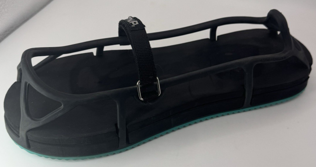 EVENup The Authentic Shoe Balancer Size Medium for use with Walking Boot or leg