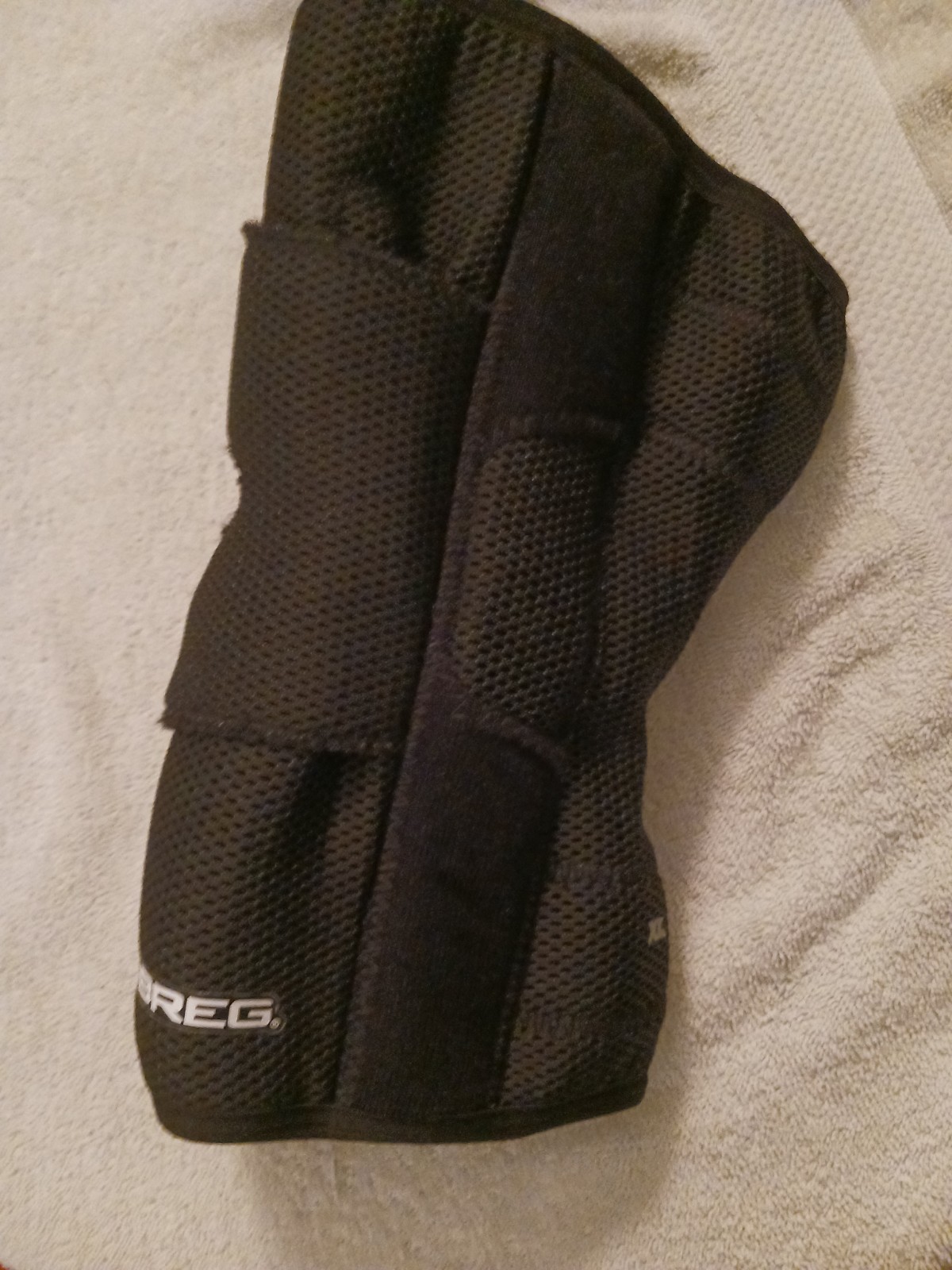 Breg 20125 Lateral Stabilizer w/Hinge Knee Brace, Air Mesh, Left XL