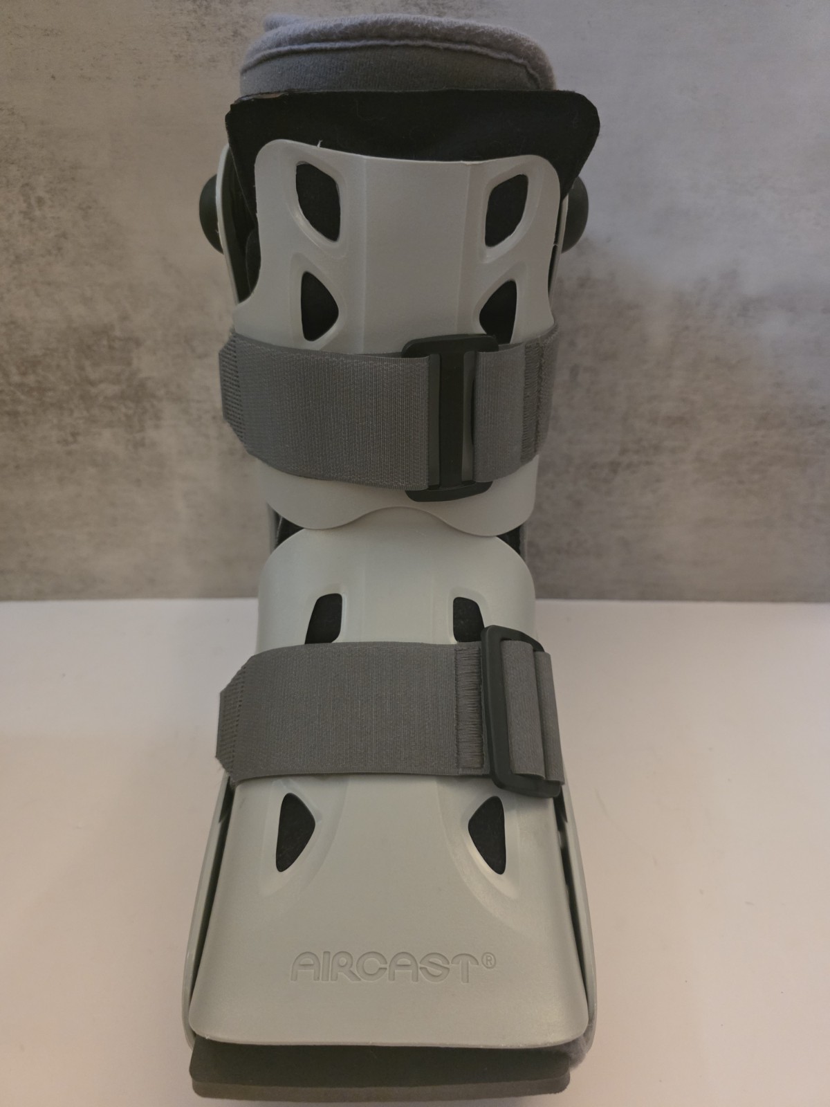 Aircast Airselect Walker Brace/Walking Surgery Boot Short Large Lightweight