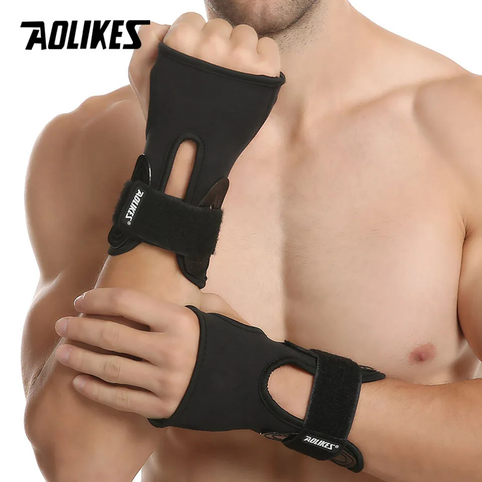 Ski Wrist Guards Support Braces Pair Snowboard Skating Hand Palm Protection