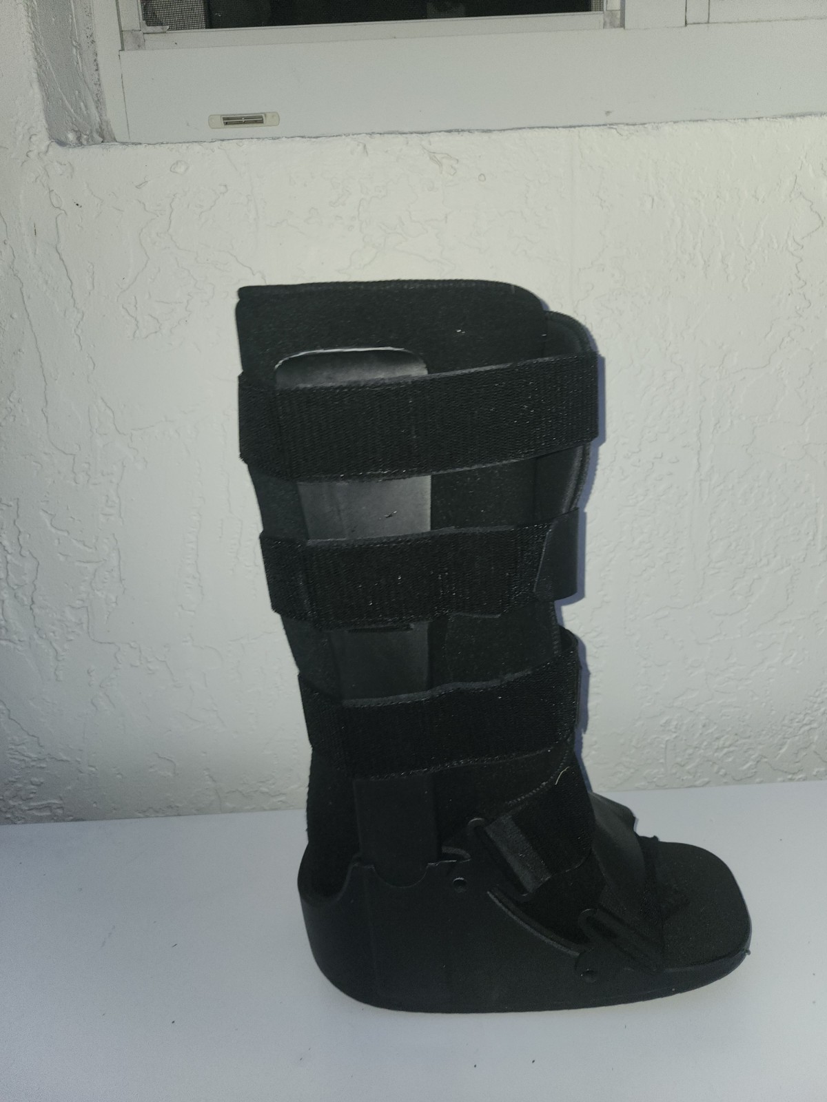 United Ortho Air Cam Walker Fracture Boot, Black, Long Tall Top