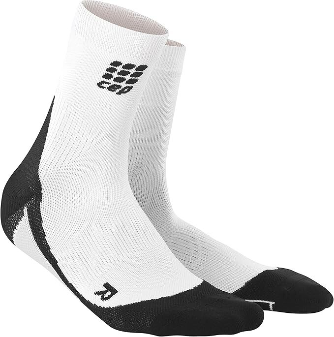 CEP Women’s Short Socks Dynamic + Run performance Socks White Size III 6.5-8.5
