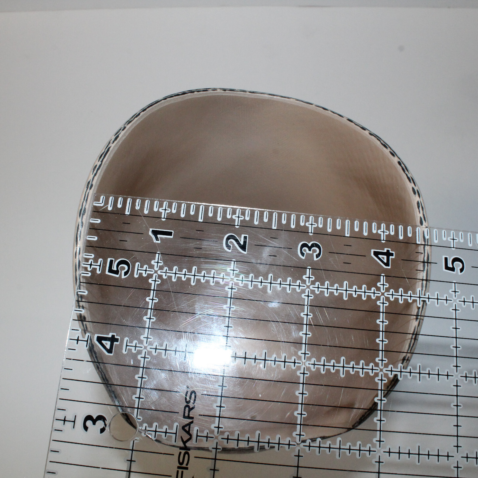 PROSTHETIC LEFT BELOW KNEE LEG SOCKET w OTTOBOCK BASE & VACUUM PORT H=11″ D=4.5″