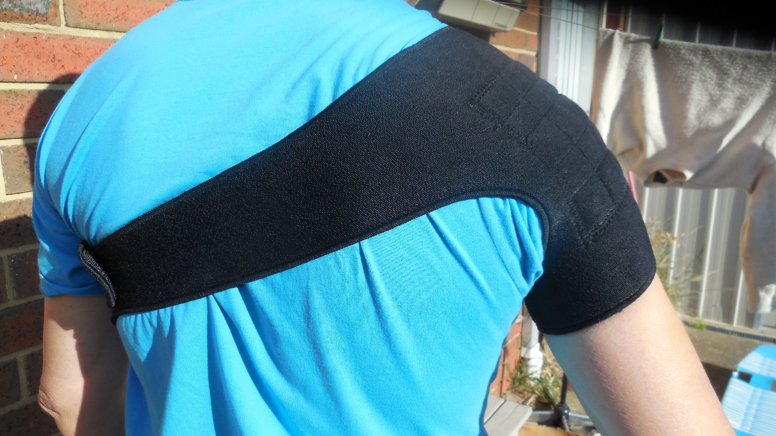 Magnetic Shoulder Support Quality Neoprene Great for Arthritis Pain OZ Seller