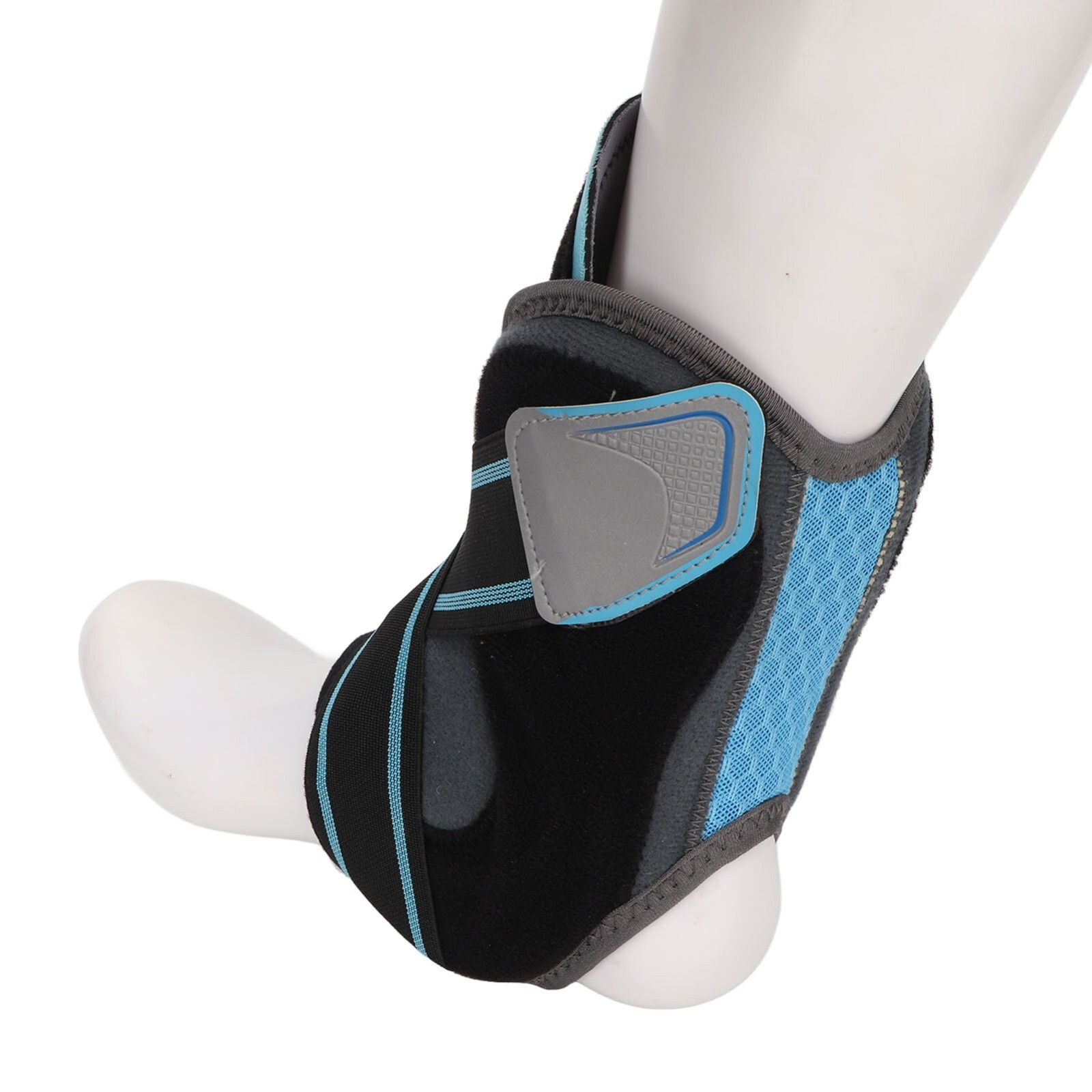 Ankle brace with adjustable foot protectors, size M ….