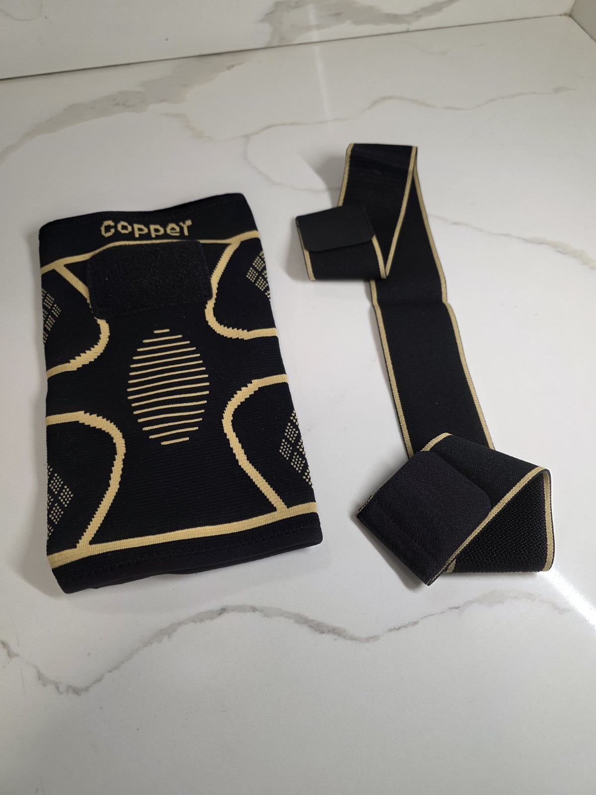 Copper Knee Brace with Strap, Single Pack Brand New Size Small