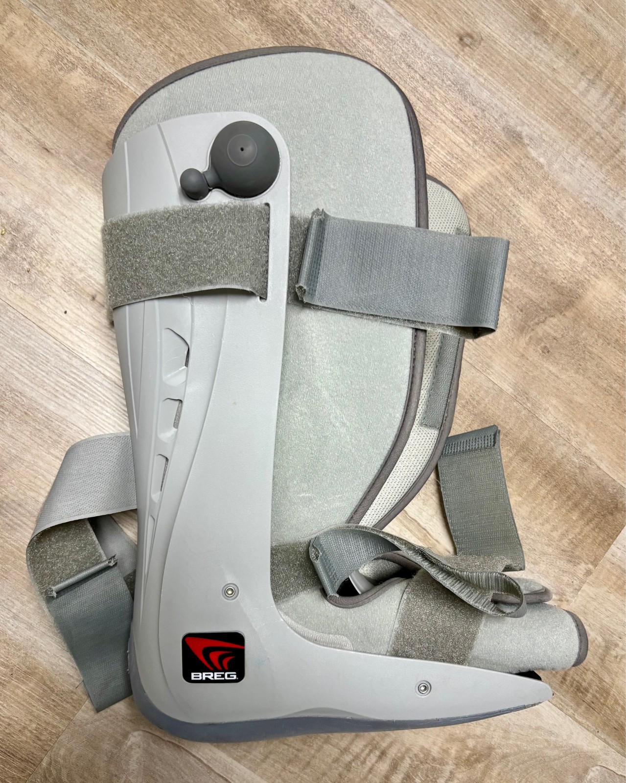 BREG GENESIS FULL SHELL WALKER 3 STRAP TALL MEDIUM SIZE PUMP WALKING BOOT