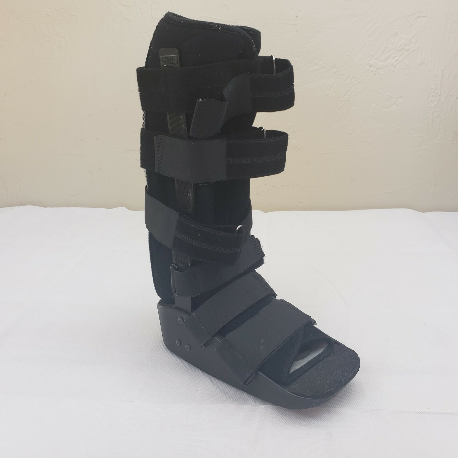 Maxtrax Orthopedic Walking Cast Boot Sz Medium Brace Ankle Adjustable Black A7