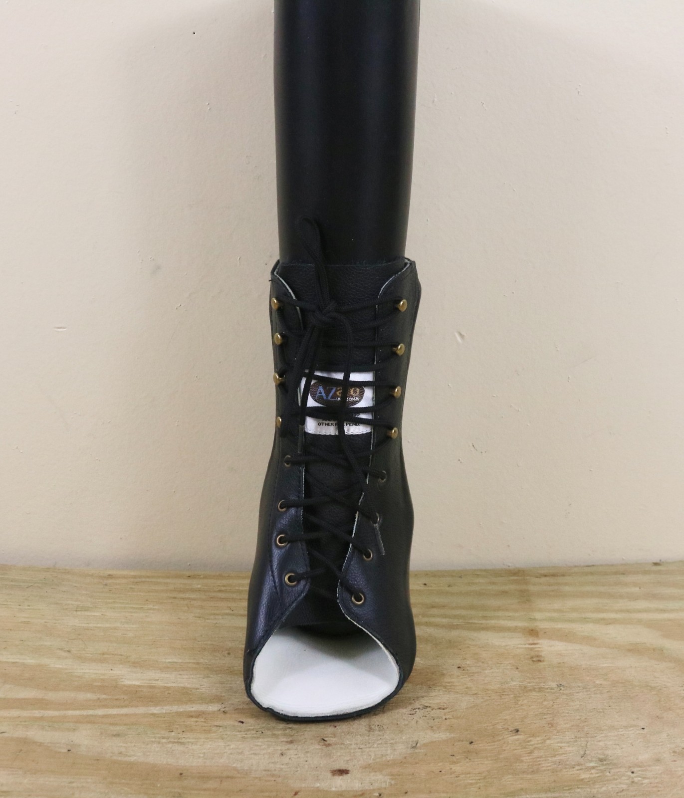 AZAFO Arizona Black Leather Left Boot Orthopedic Brace