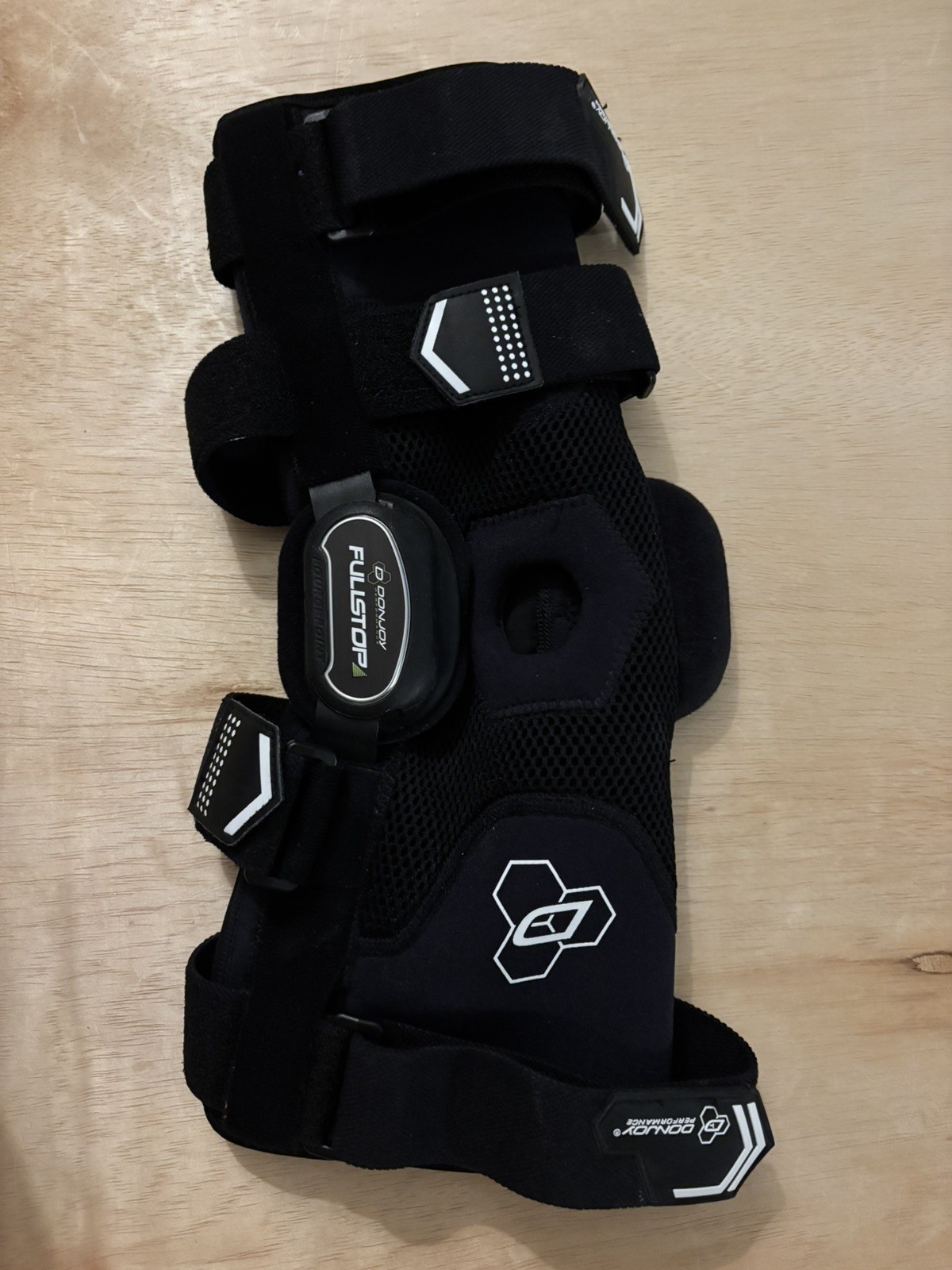 Donjoy Performance Bionic Full Stop Knee Brace Size Small
