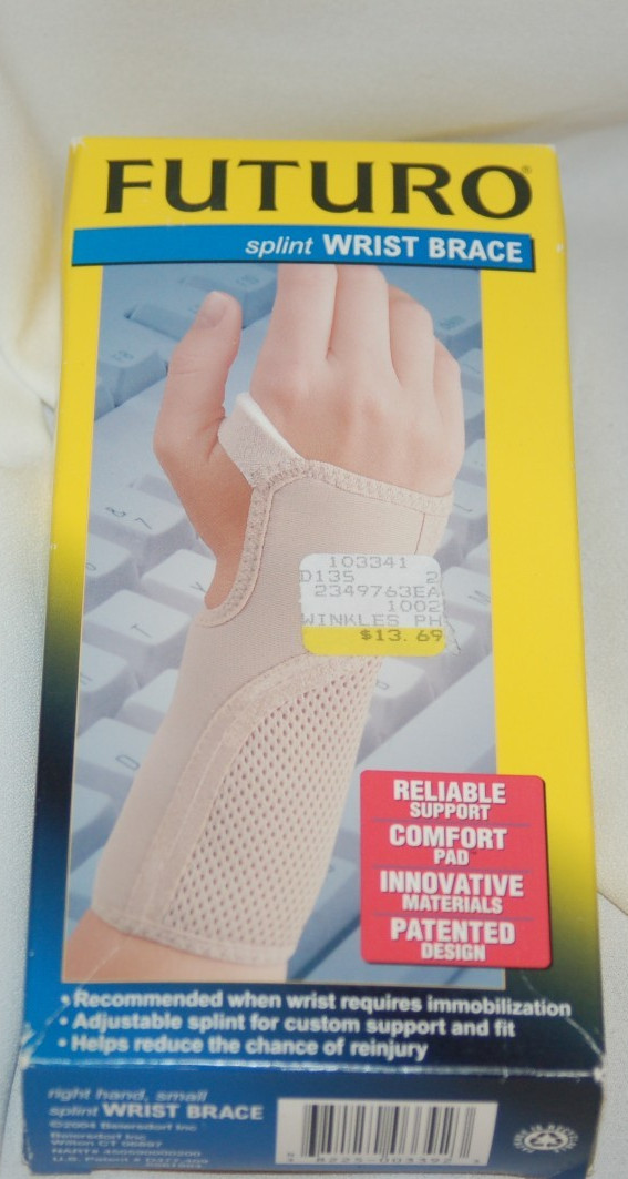 FUTURO SPLINT WRIST BRACE SMALL 5-6.25 CIRC. RIGHT HAND TAN 003392 ADJUSTABLE