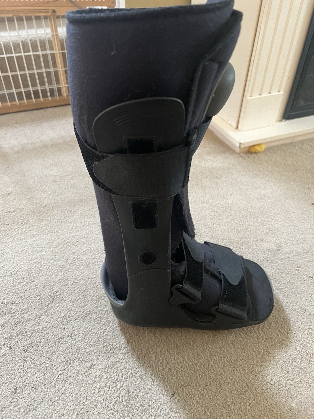Orthopedic Walking Compression Boot Ankle/Foot Brace Adjustable -Fits Women 7.5
