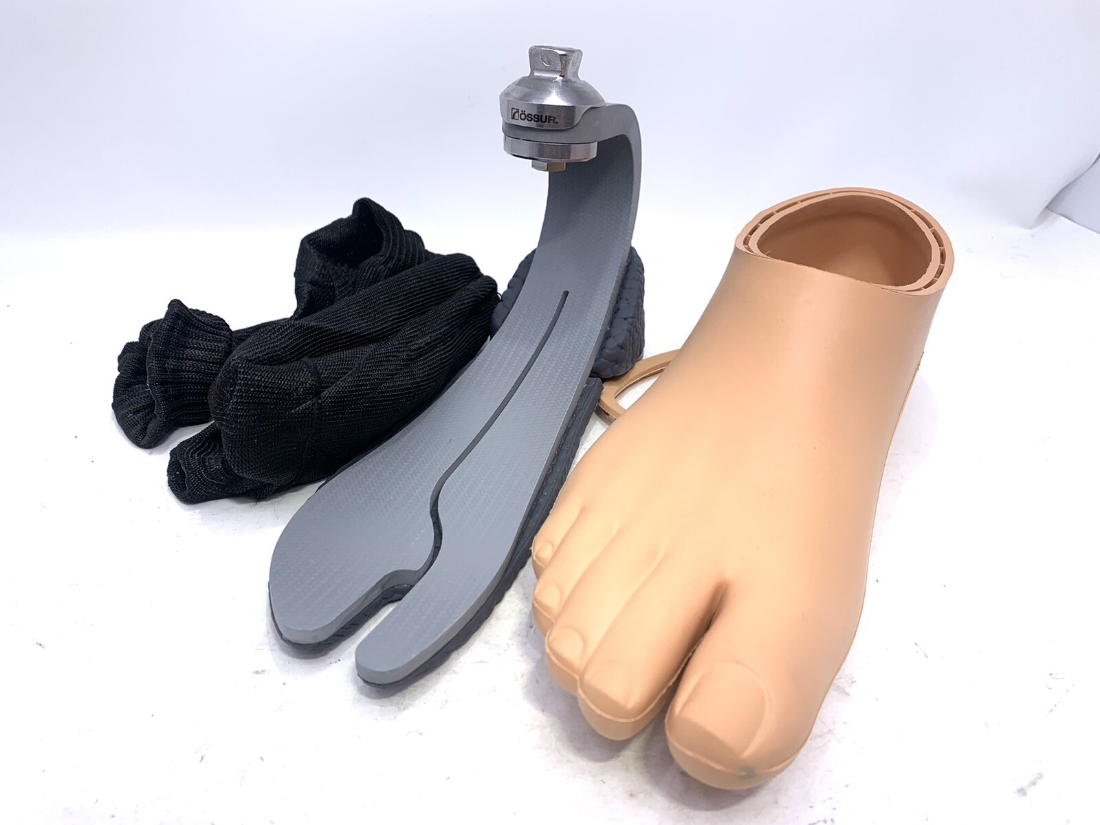 Right ossur balance S prosthetic foot. size 28 category 3. Prosthetic Foot
