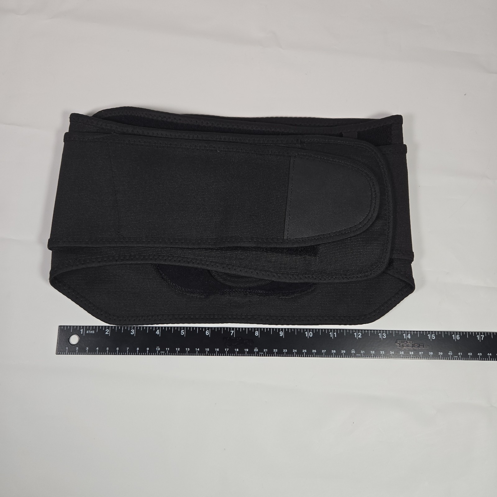 MUELLER Sports Care Adjustable Lumbar Back Brace w/ Removable Pad-One Size