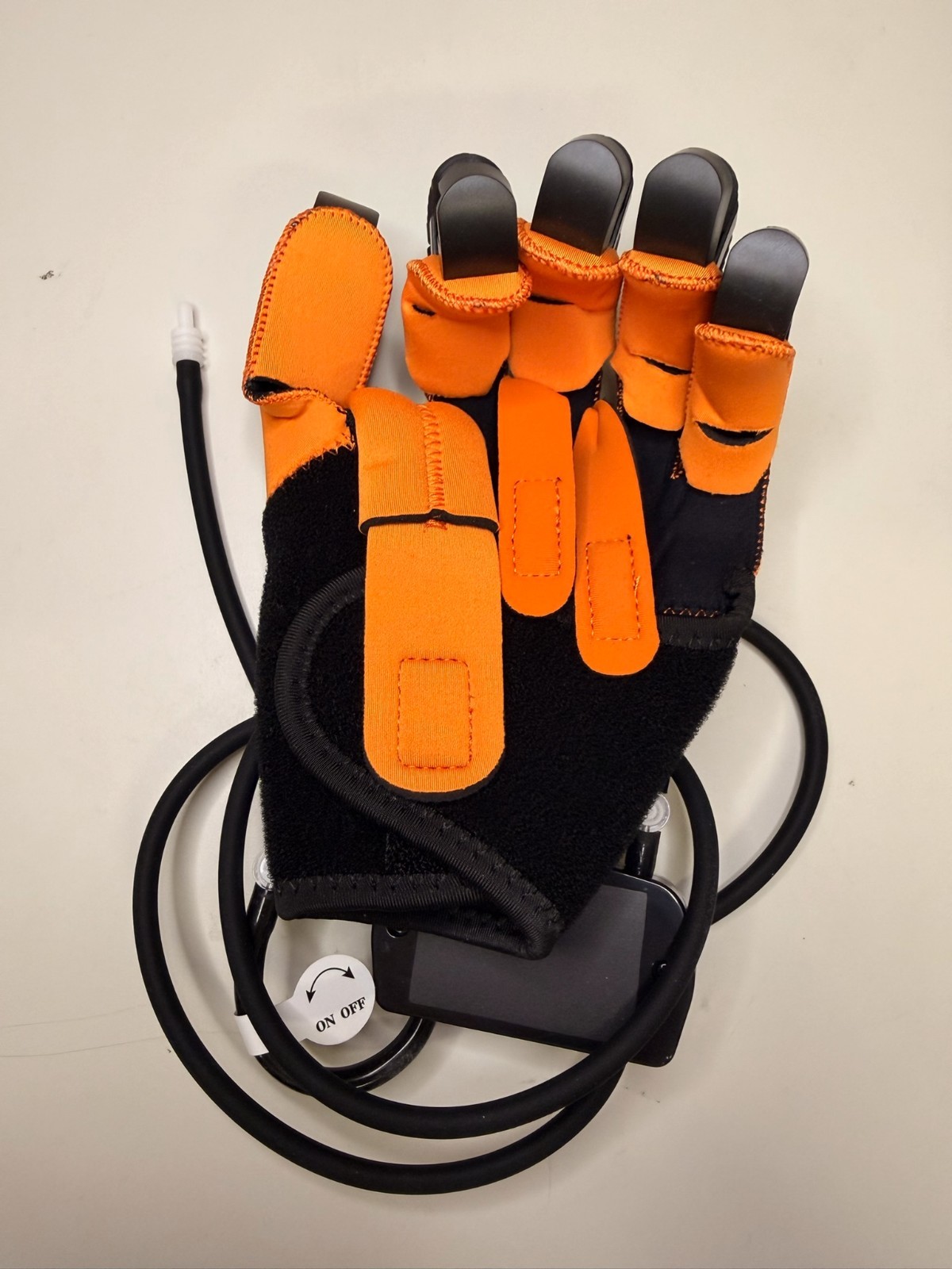 FocuBody Hand Rehab Robot Glove Left M Stroke Therapy Recovery Device Kit